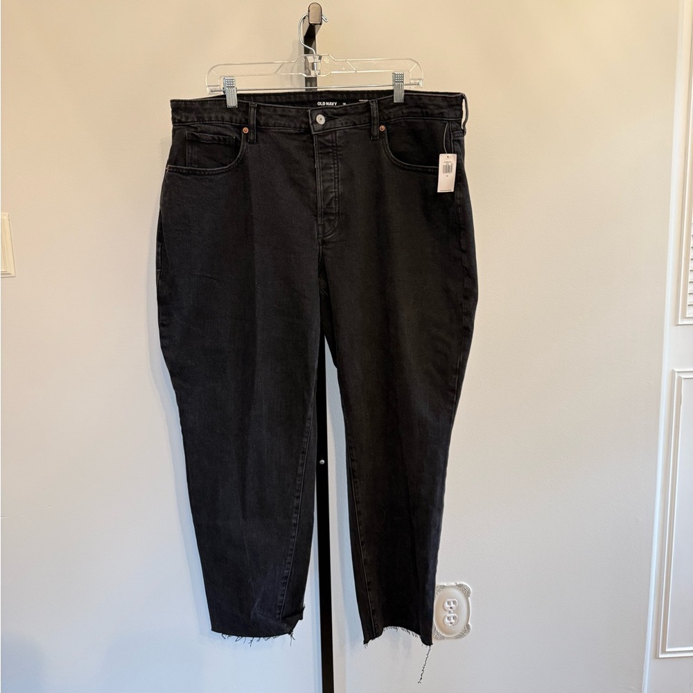 Old Navy • NWT High Rise Curvy OG Straight Jean Secret Smooth Pocket 18 Raw Hem - Picture 3 of 8